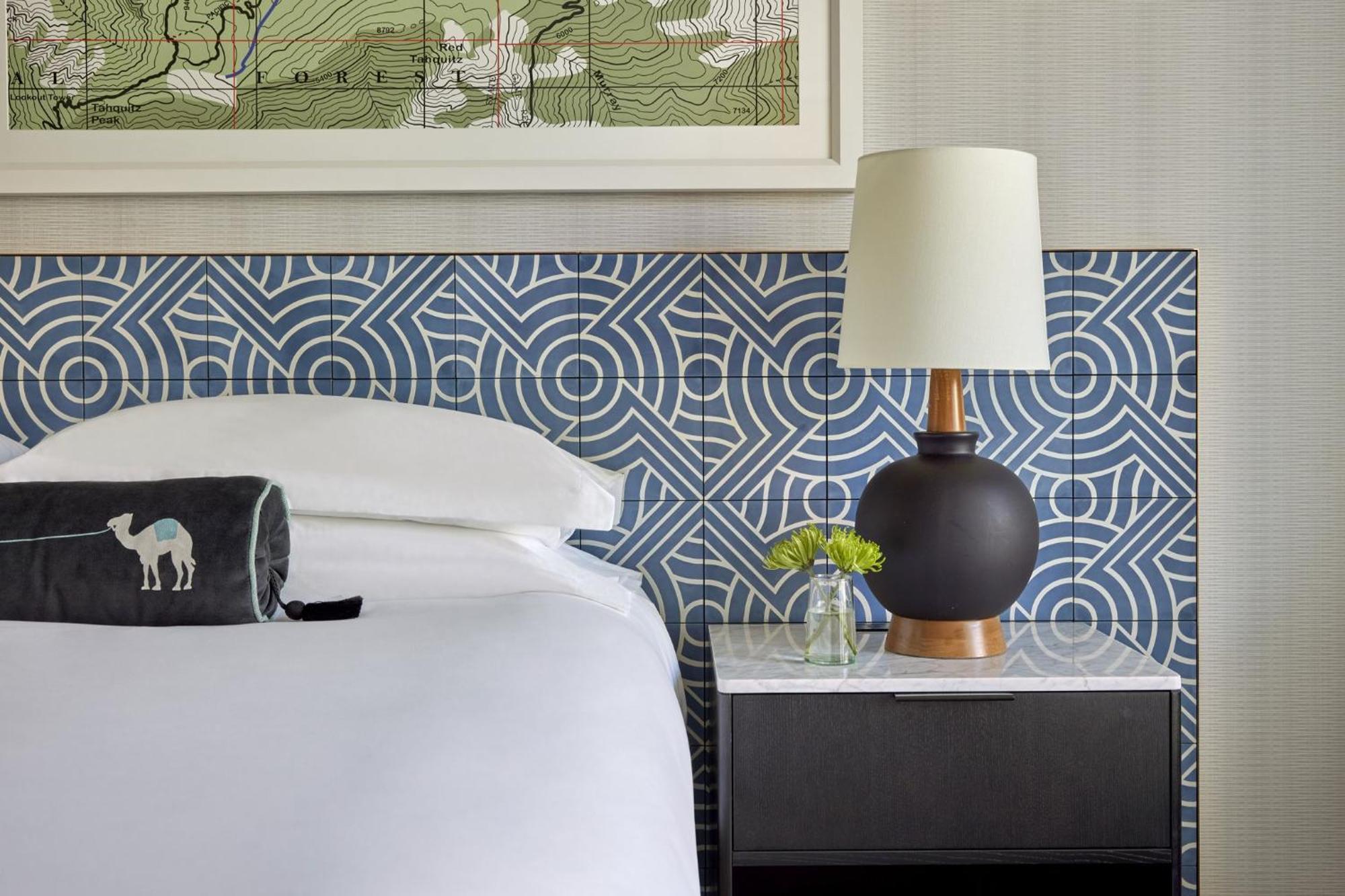 Premium King Room Valley View