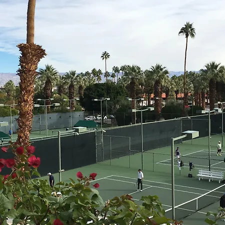 Getaways At Palm Springs Tennis Club-3