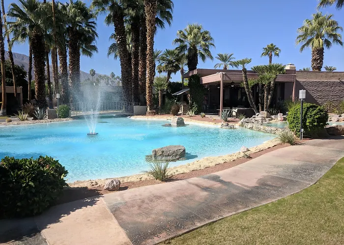 Palm Springs ResortsDesert Isle